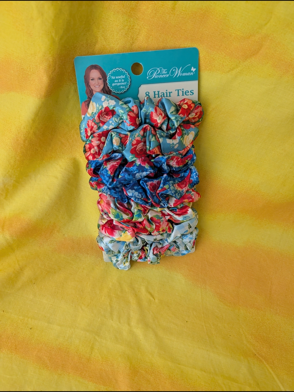 The Pioneer Woman Floral Scrunchie Pack - Blue, Red & White